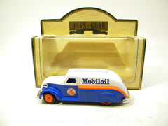 Lledo Days Gone 1939 Dodge Streamliner Mobiloil Delivery Truck   Die-cast  1:64 Scale