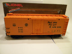 Lionel 87100 G Scale Pacific Fruit Express Refrigerator Car