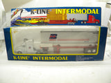 K-Line K-860010 Burlington Northern Intermodal Truck and Trailer With Container