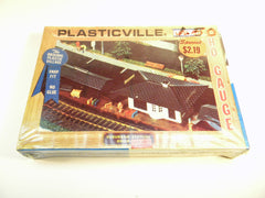 PLASTICVILLE HO 2806-150 SUBURBAN STATION