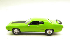 Road Signature 94218 1971 Plymouth GTX 440 Six Pack      Die-cast 1:43 Scale